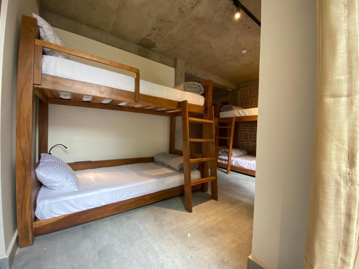 Ostel In Hostel ปอนดิเชอรี ภายนอก รูปภาพ