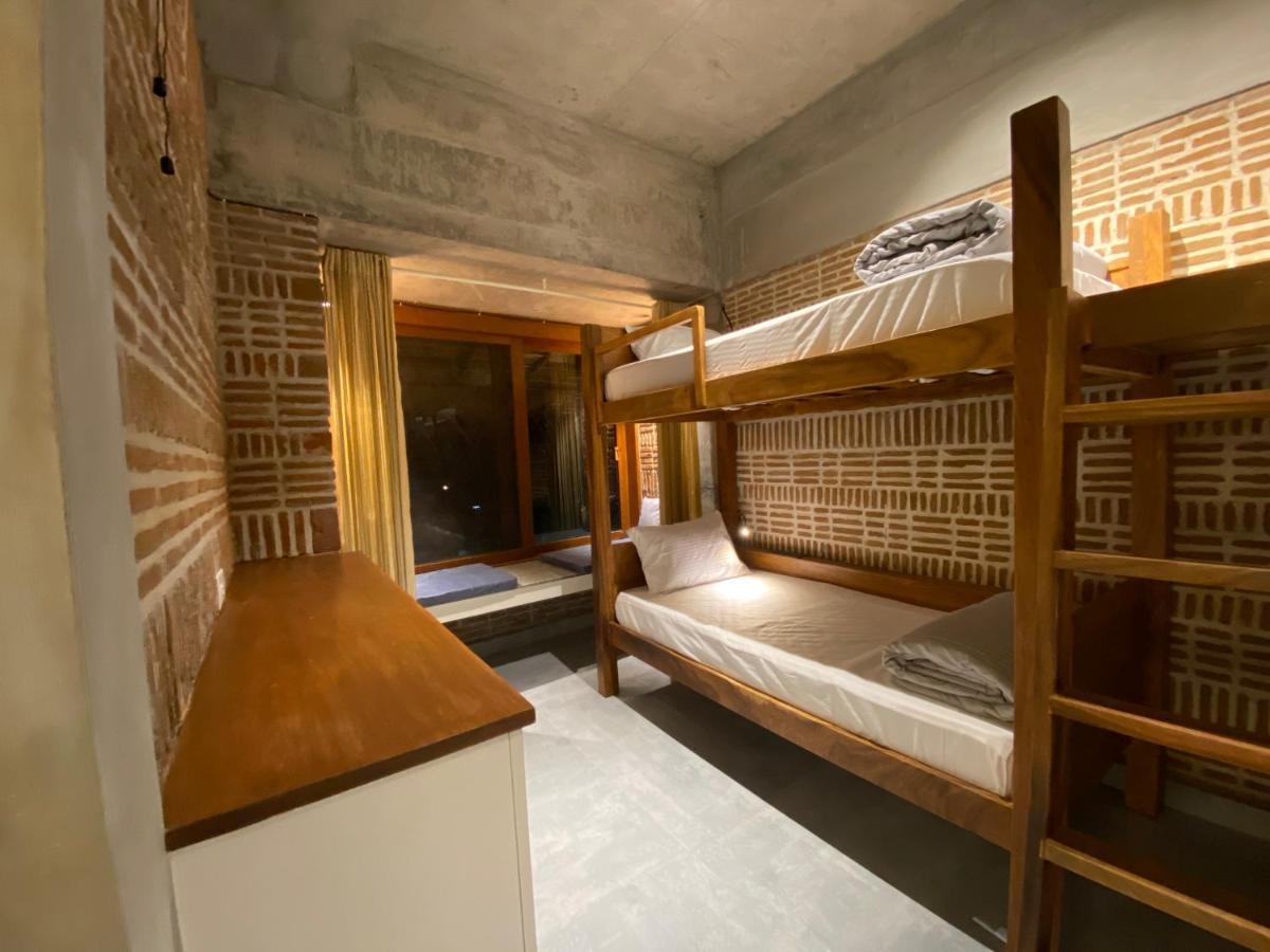 Ostel In Hostel ปอนดิเชอรี ภายนอก รูปภาพ