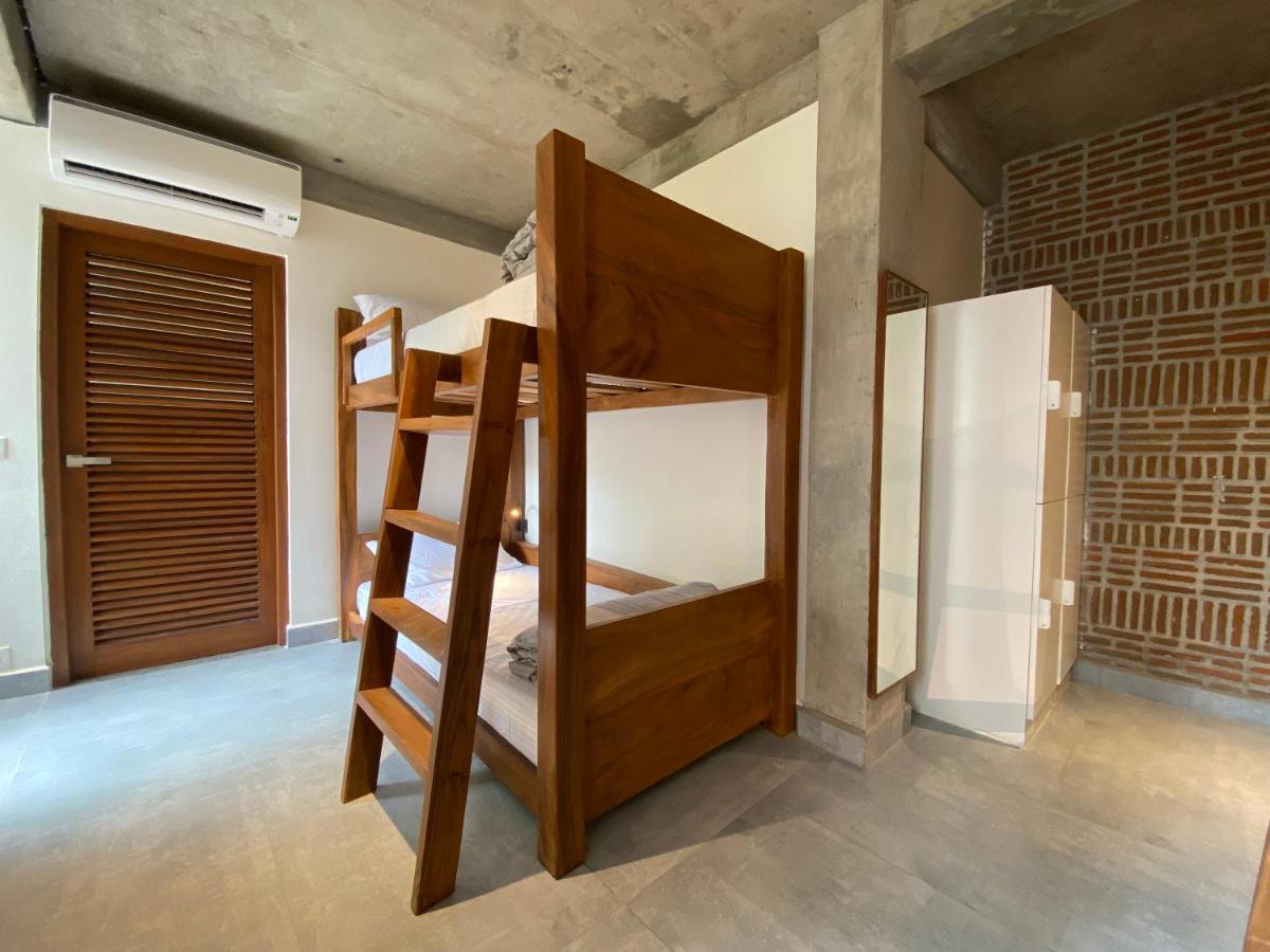 Ostel In Hostel ปอนดิเชอรี ภายนอก รูปภาพ